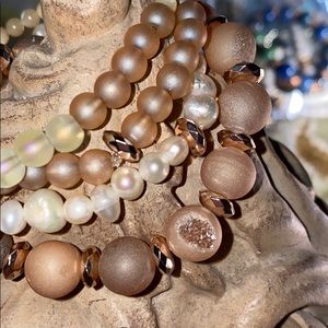 Moon 🌙 over Paris stretch bracelet